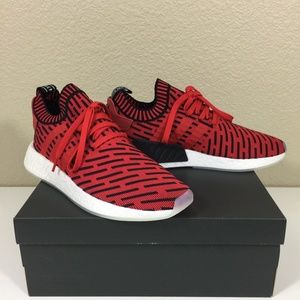 ADIDAS NMD R2 CORE RED BLACK *deadstock*
